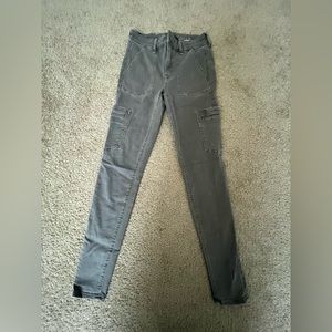 Women’s American Eagle Mid Rise Cargo Jeans